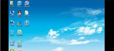 修复win7系统下载后电脑屏幕左右两边黑条的方法